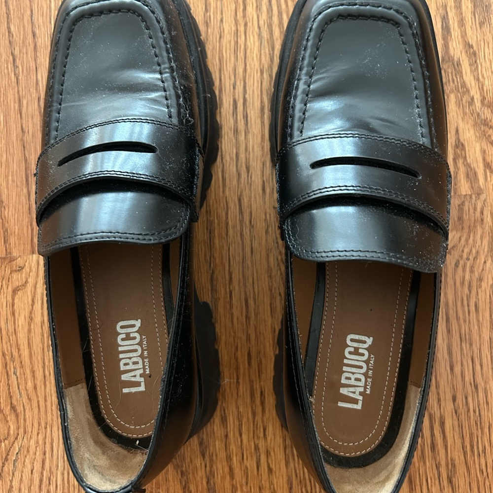 LABUCQ Classic Penny Loafers in Polished Black